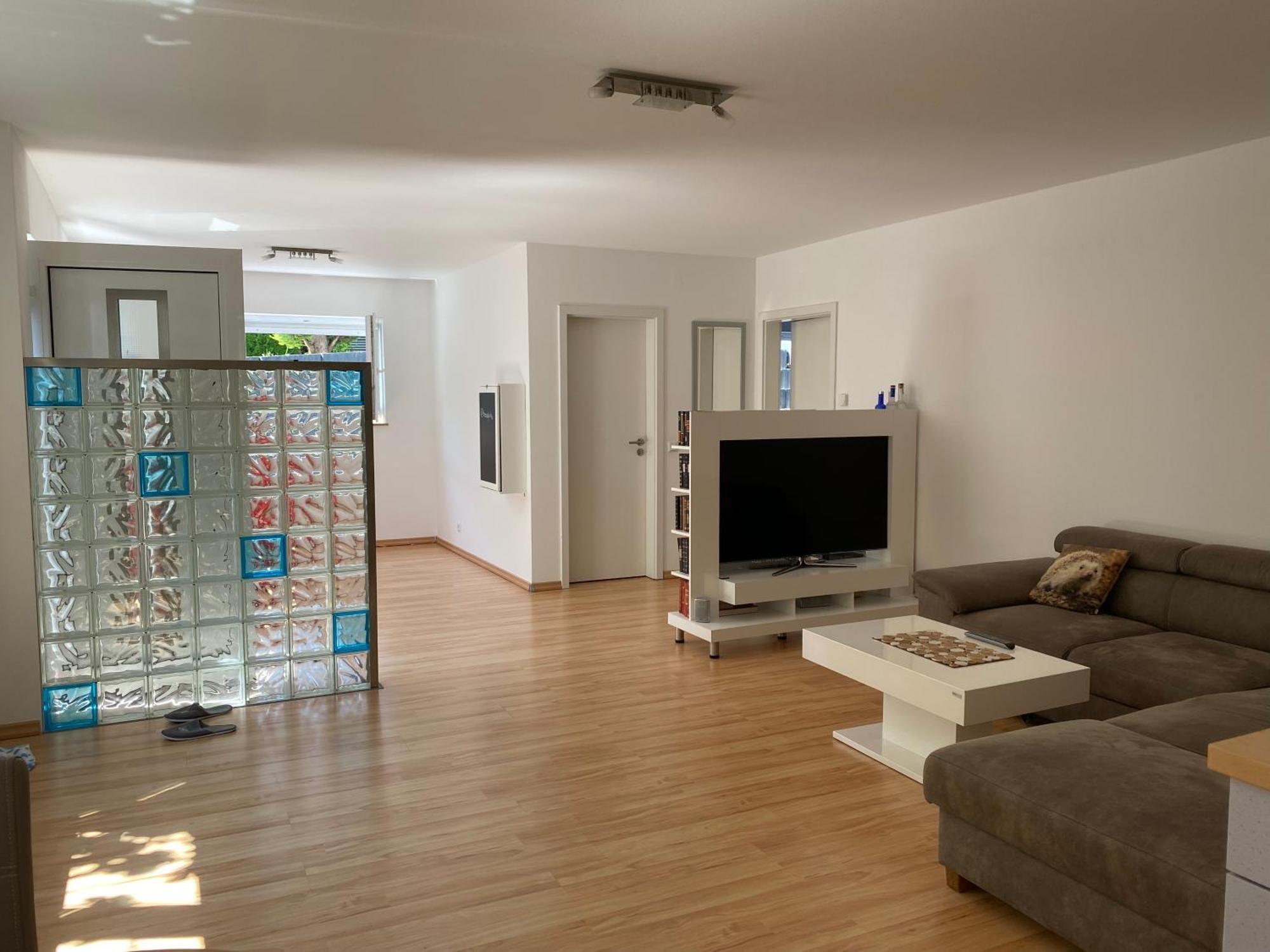 Ferienwohnung An Den Weinbergen Essenheim Luaran gambar
