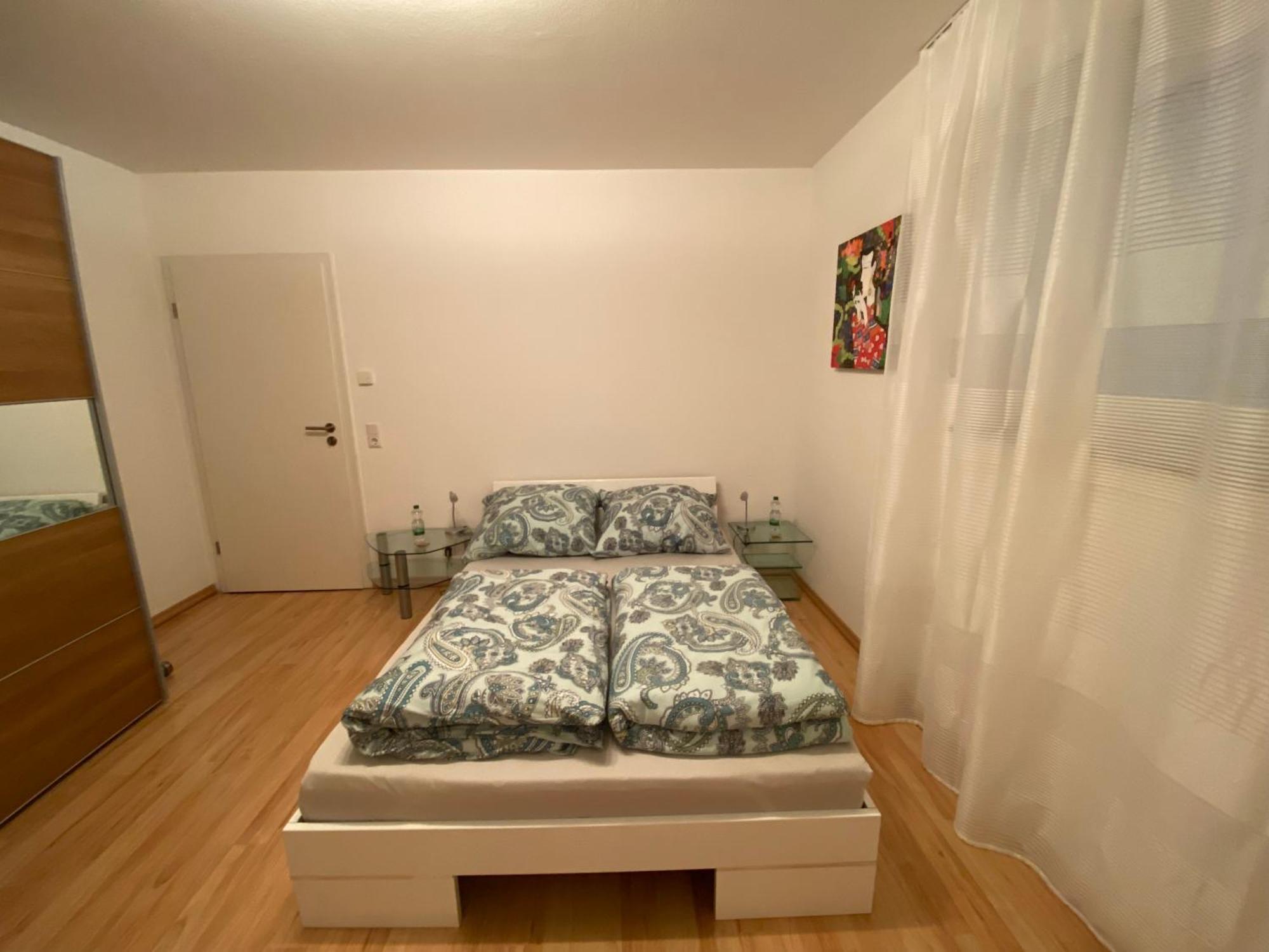 Ferienwohnung An Den Weinbergen Essenheim Luaran gambar